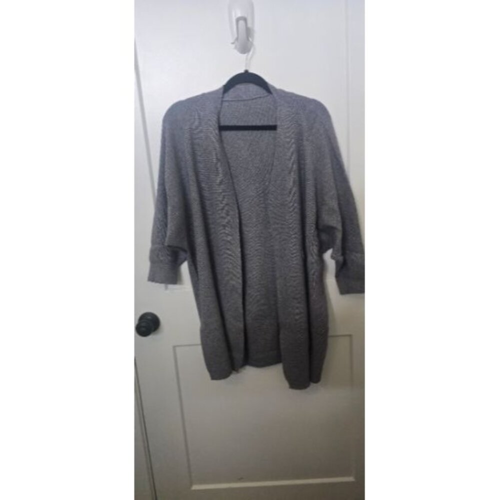 Grey Woman's Cardigan V-neck size large - Picture 1 of 3